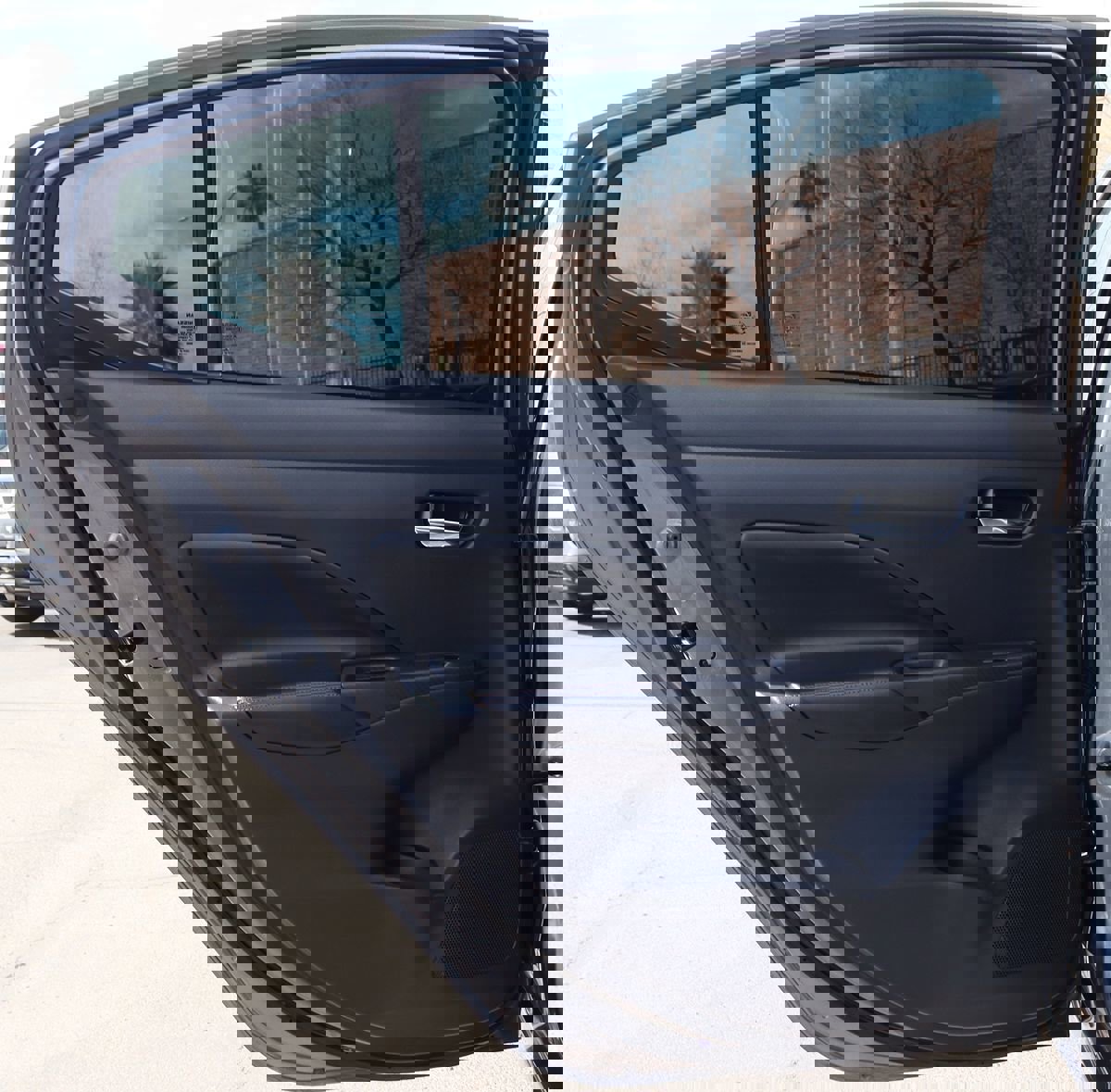 Used 2020 Nissan Versa SR w/ Electronics Package image 29