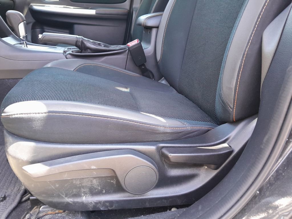 Used 2017 Subaru Crosstrek 2.0i Premium image 13