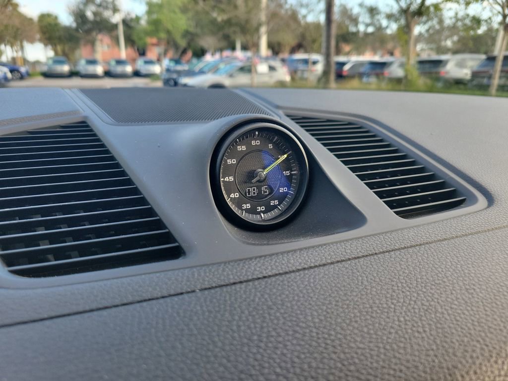 Used 2019 Porsche Cayenne E-Hybrid image 25