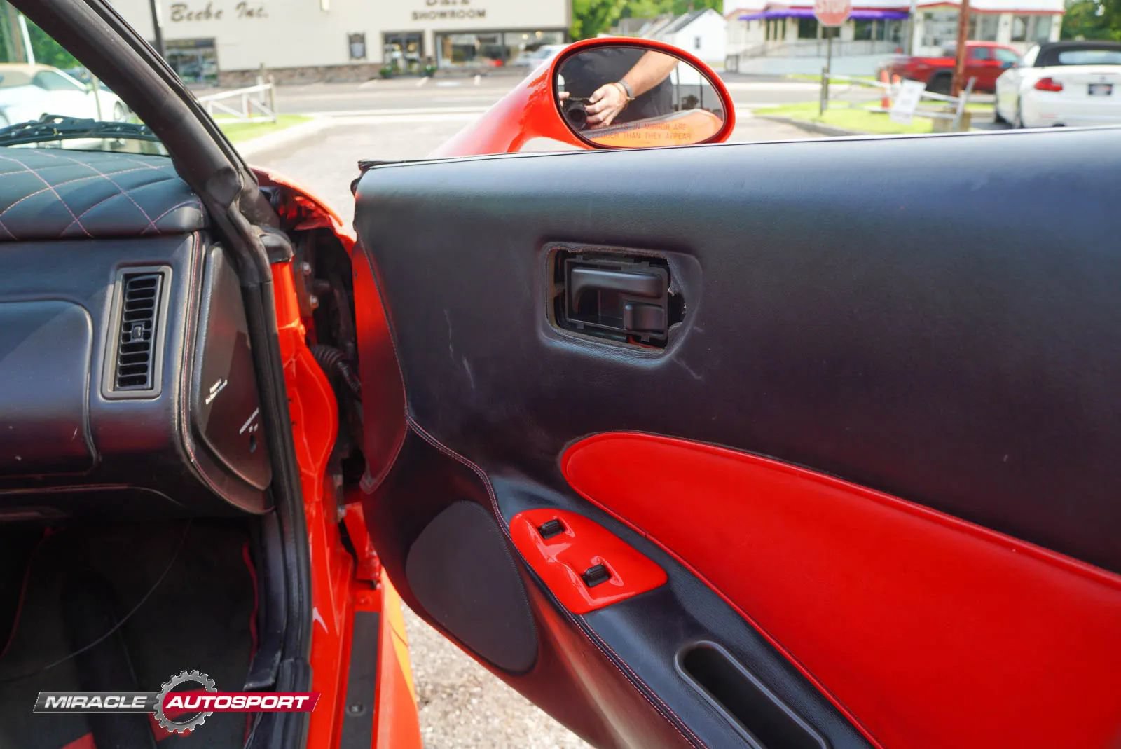 Used 1999 Plymouth Prowler RWD image 23