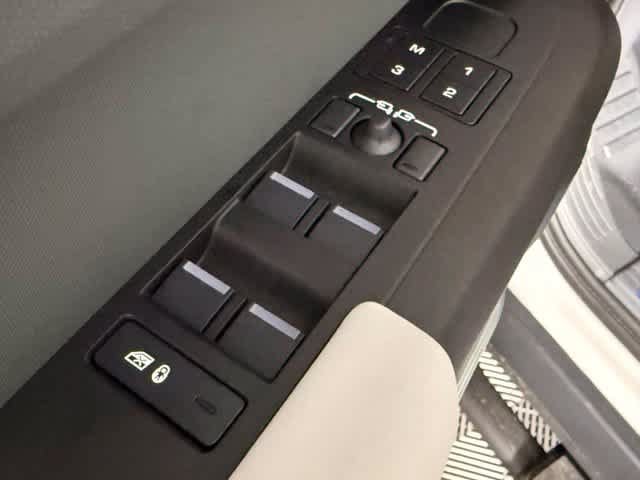 New 2026 Land Rover Defender 110 X AWD/4WD image 21