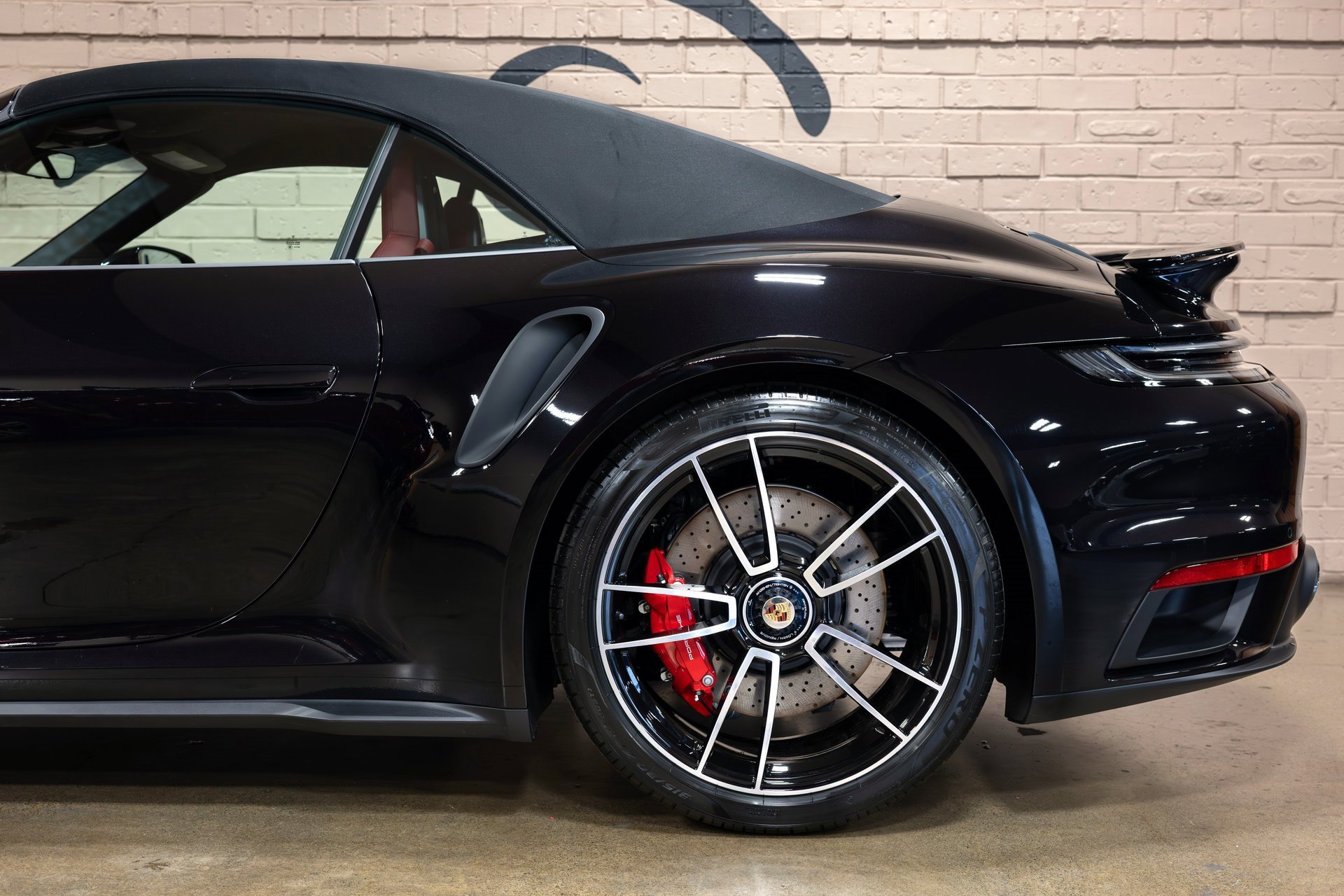 Used 2024 Porsche 911 Turbo image 28
