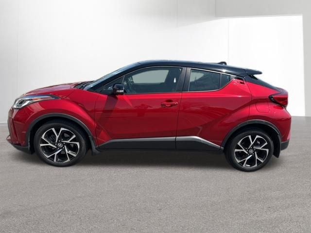 Used 2020 Toyota C-HR XLE FWD image 3