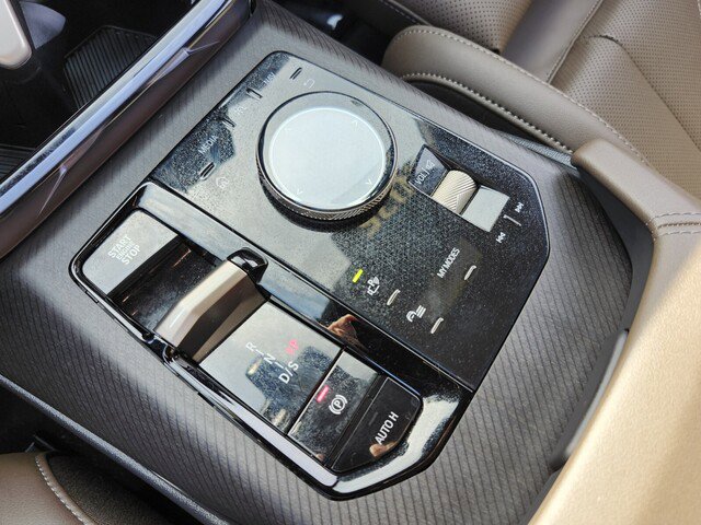 Certified 2025 BMW X3 xDrive30i w/ Premium Package image 39