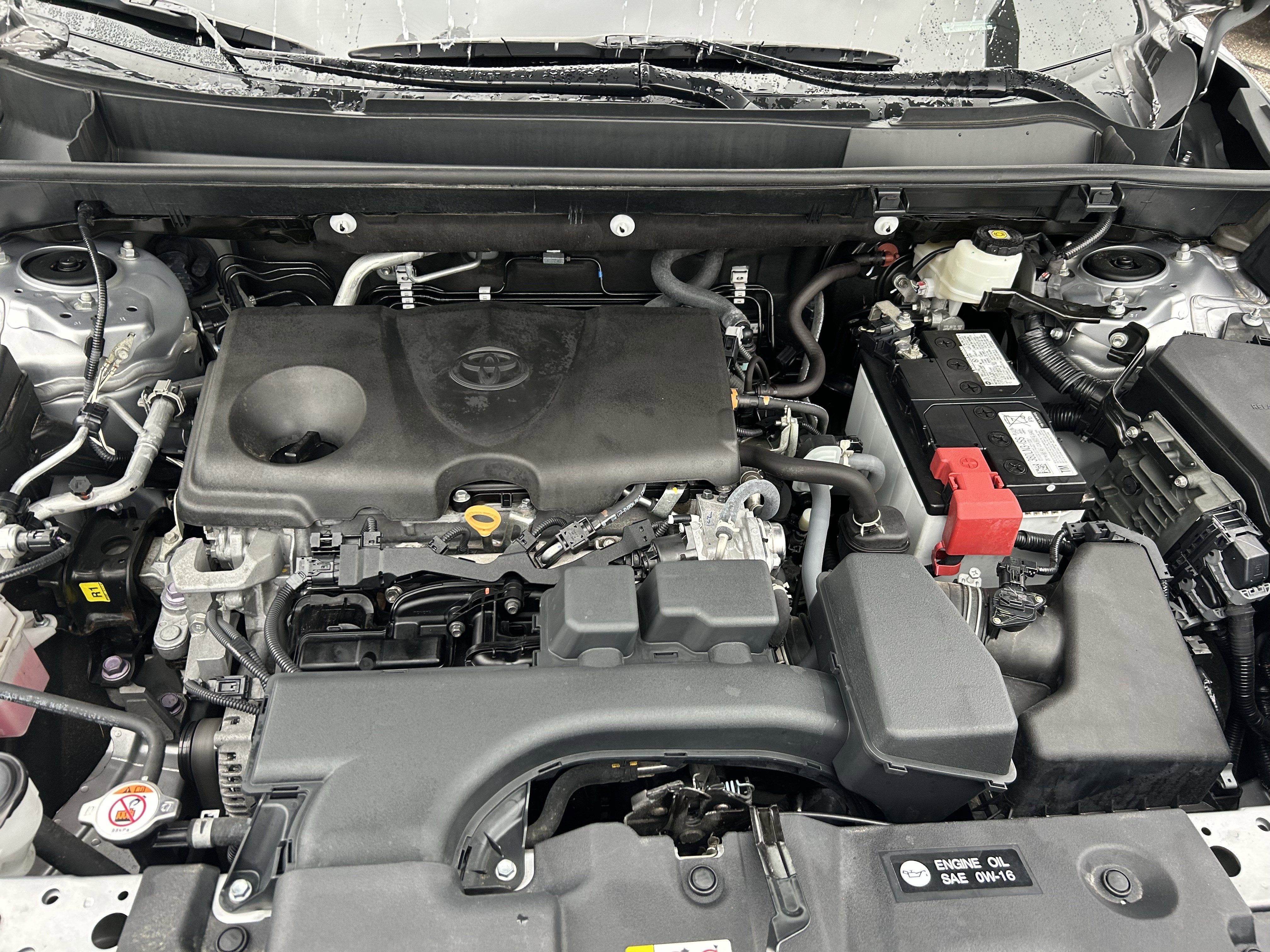 Used 2022 Toyota RAV4 XLE Premium image 29