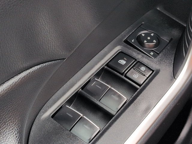 Used 2025 Toyota RAV4 XLE FWD image 24
