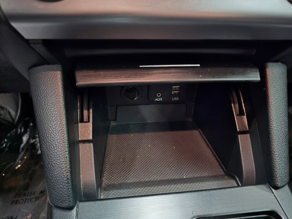 Used 2017 Subaru Outback 2.5i Premium image 26