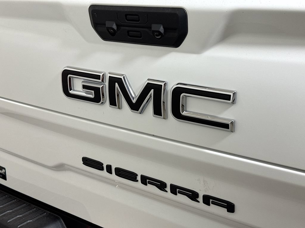 New 2026 GMC Sierra 1500 AT4X w/ LPO, Black Badging Package AWD/4WD image 18