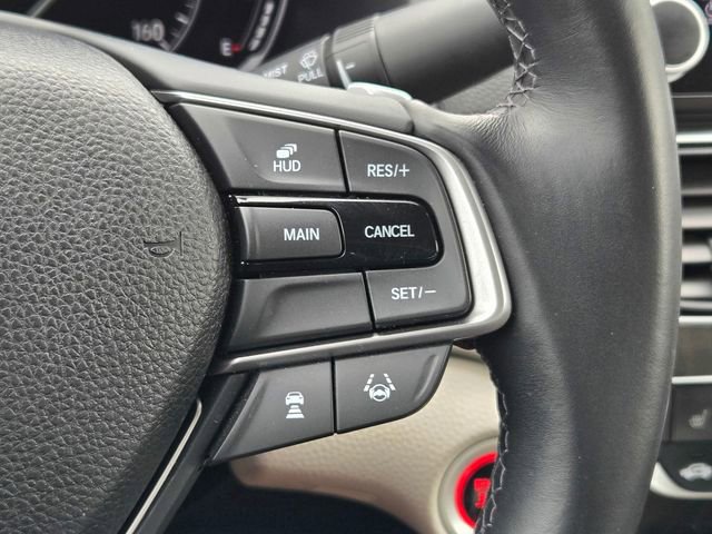 Used 2018 Honda Accord Touring image 25