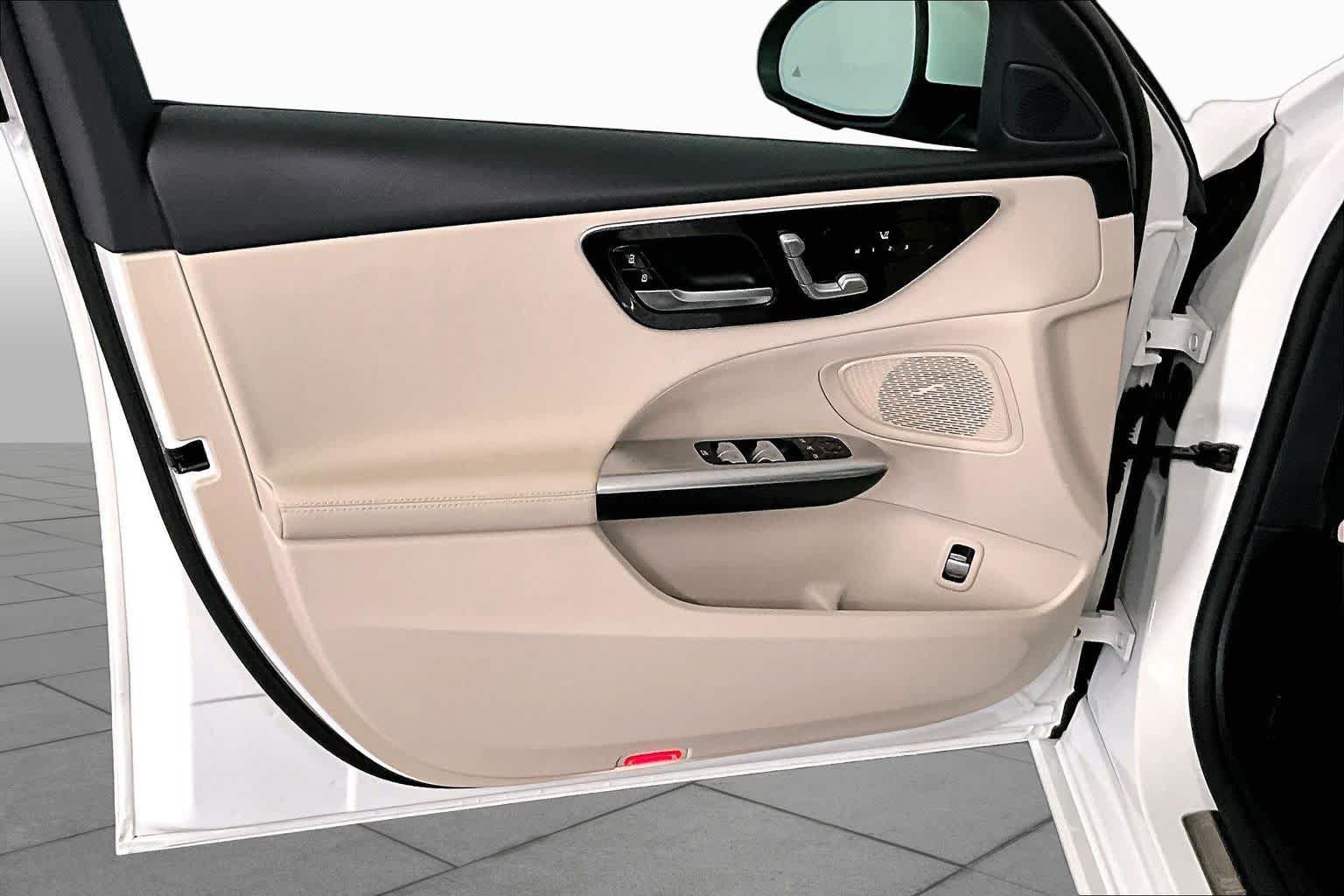 Certified 2024 Mercedes-Benz C 300 4MATIC Sedan image 22