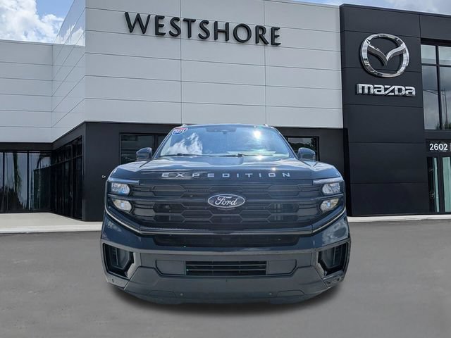 Used 2025 Ford Expedition Active AWD/4WD image 8