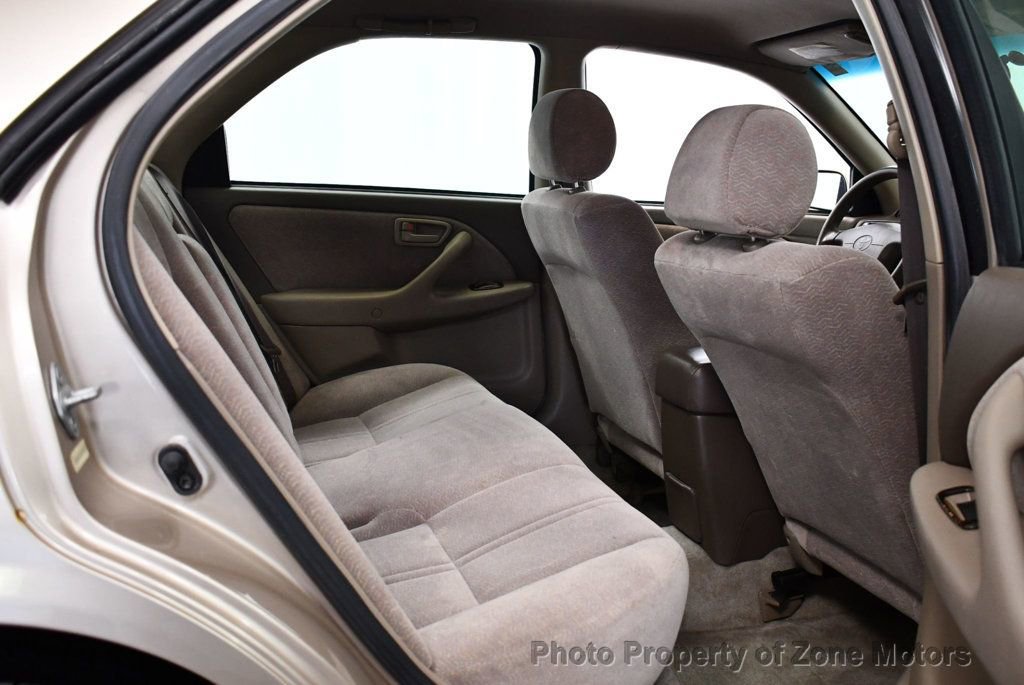 Used 1997 Toyota Camry LE image 14
