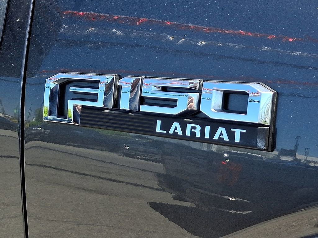 Used 2017 Ford F150 Lariat w/ Equipment Group 502A Luxury AWD/4WD image 30