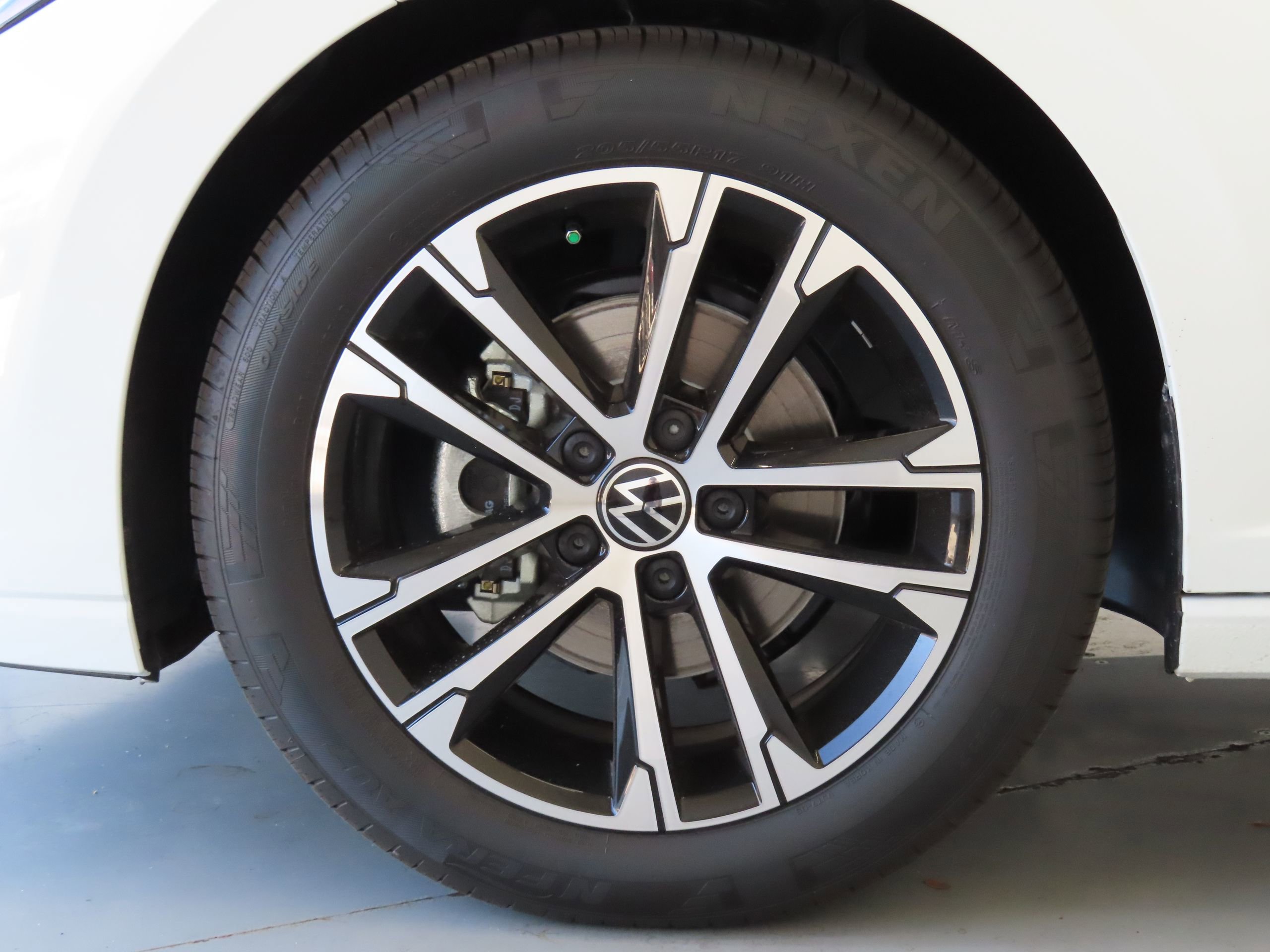 New 2026 Volkswagen Jetta Sport FWD image 27