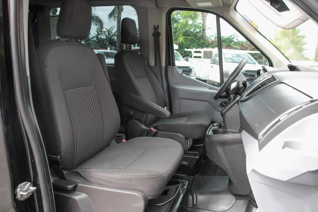 Used 2019 Ford Transit 350 XLT image 39