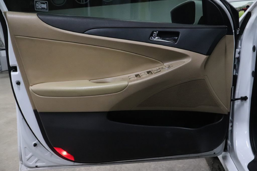 Used 2013 Hyundai Sonata GLS w/ Popular Equipment Pkg image 9