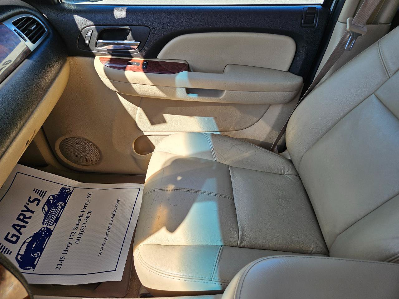 Used 2007 Chevrolet Suburban LT w/ LT Preferred Equipment Group AWD/4WD image 15