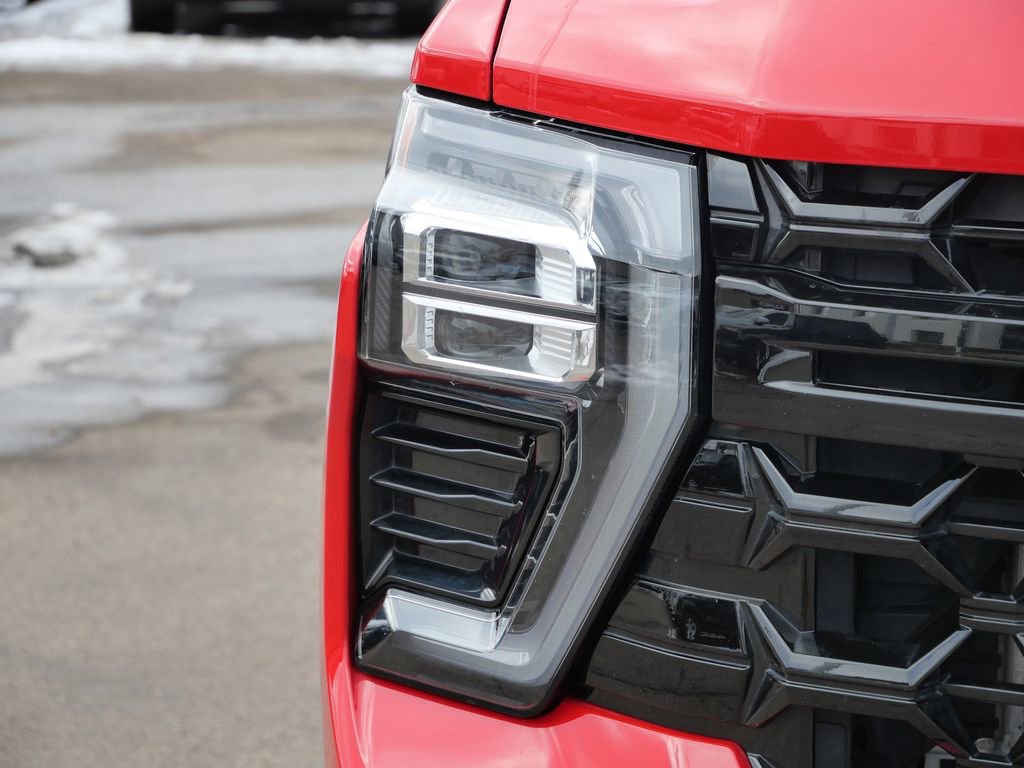 Used 2025 Chevrolet Silverado 2500 ZR2 w/ Technology Package image 3