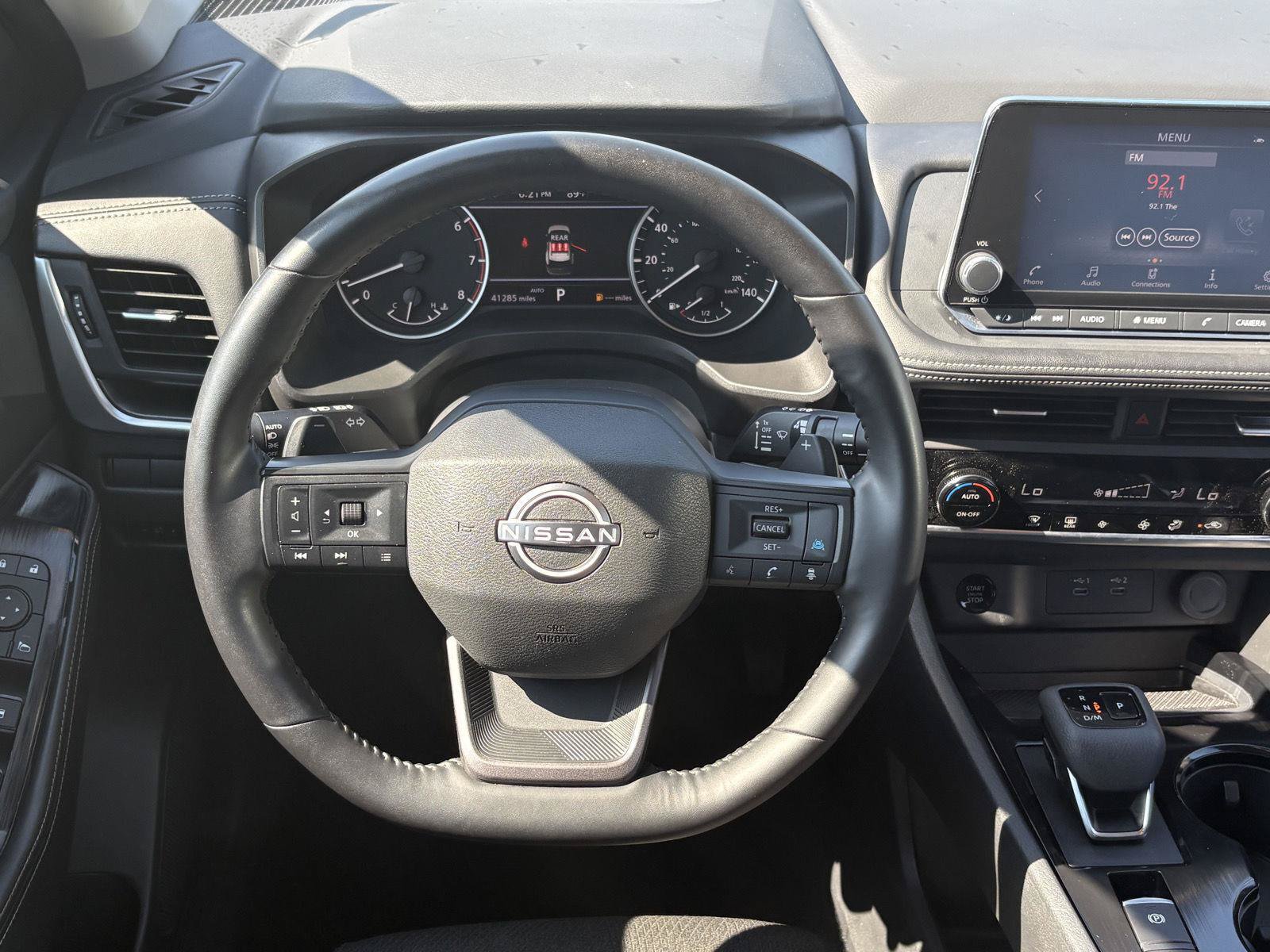 Used 2025 Nissan Rogue SV AWD/4WD image 8