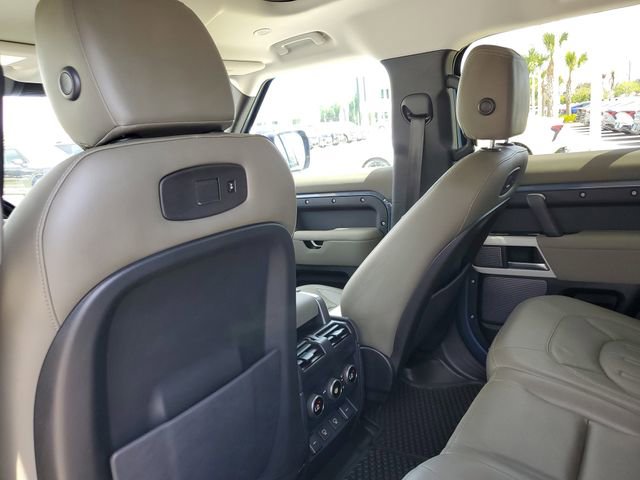 Used 2022 Land Rover Defender 110 S image 10