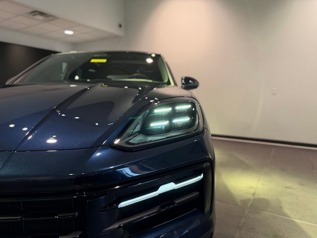 Certified 2026 Porsche Cayenne image 37