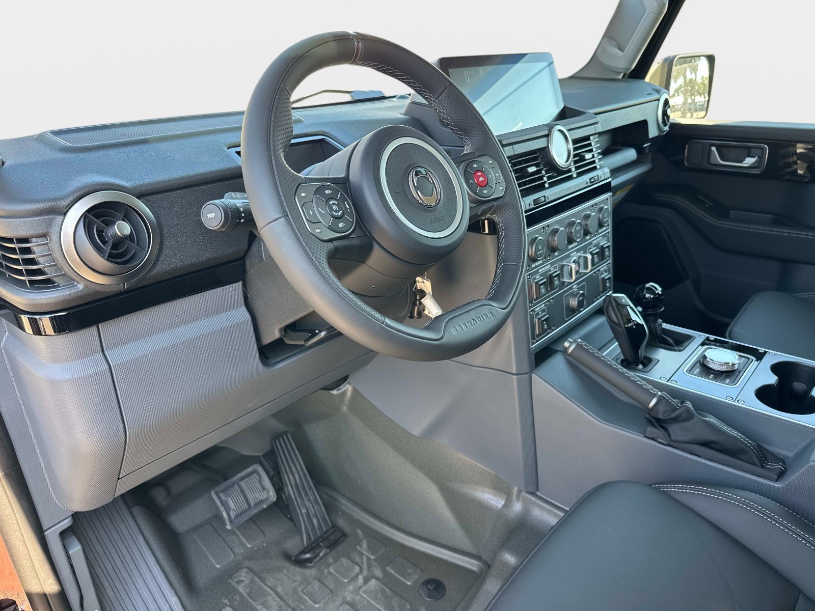 New 2025 INEOS Grenadier Fieldmaster Edition image 18