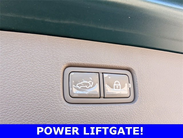 Used 2022 Genesis GV80 2.5T w/ Prestige Package 04 image 14