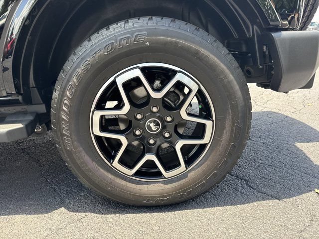 Used 2022 Ford Bronco Outer Banks AWD/4WD image 25