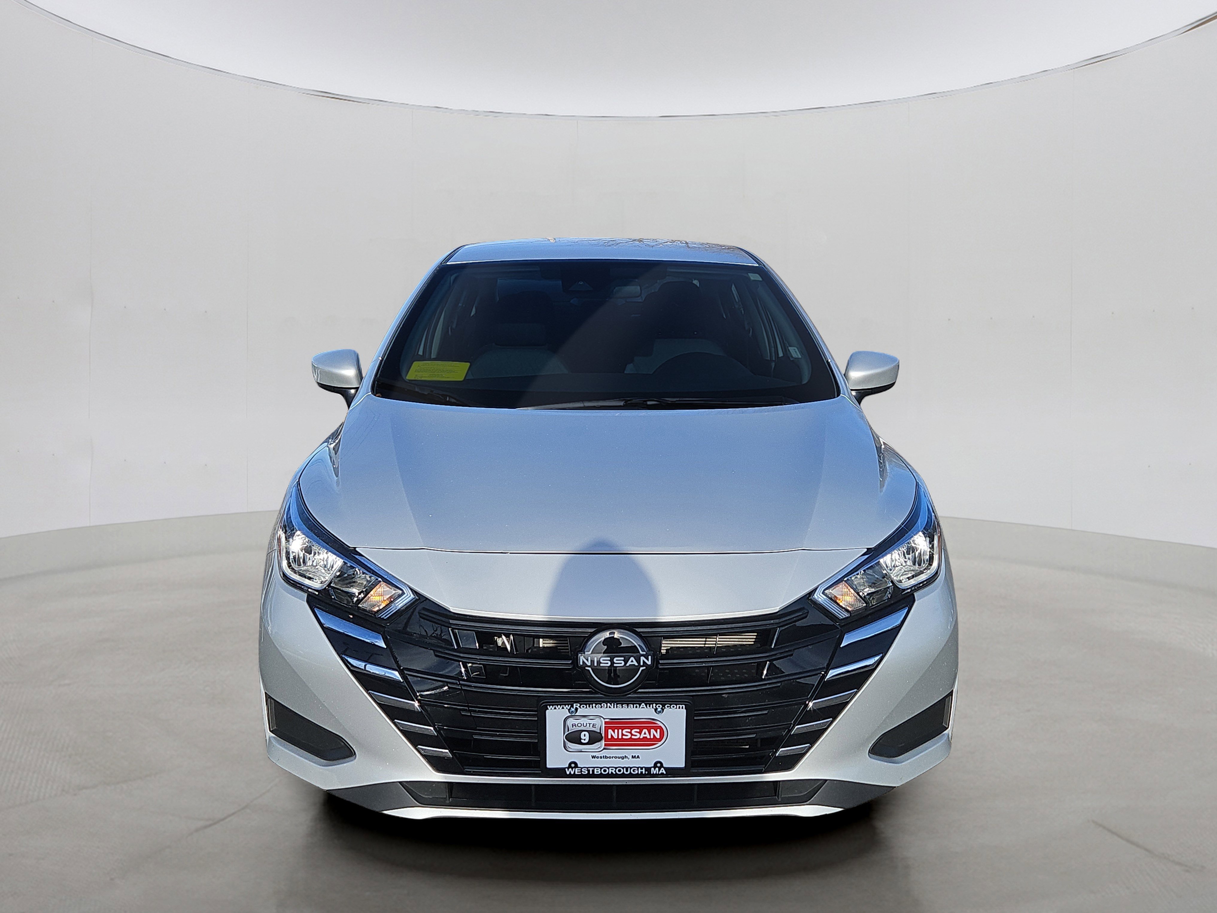 Used 2023 Nissan Versa SV image 23