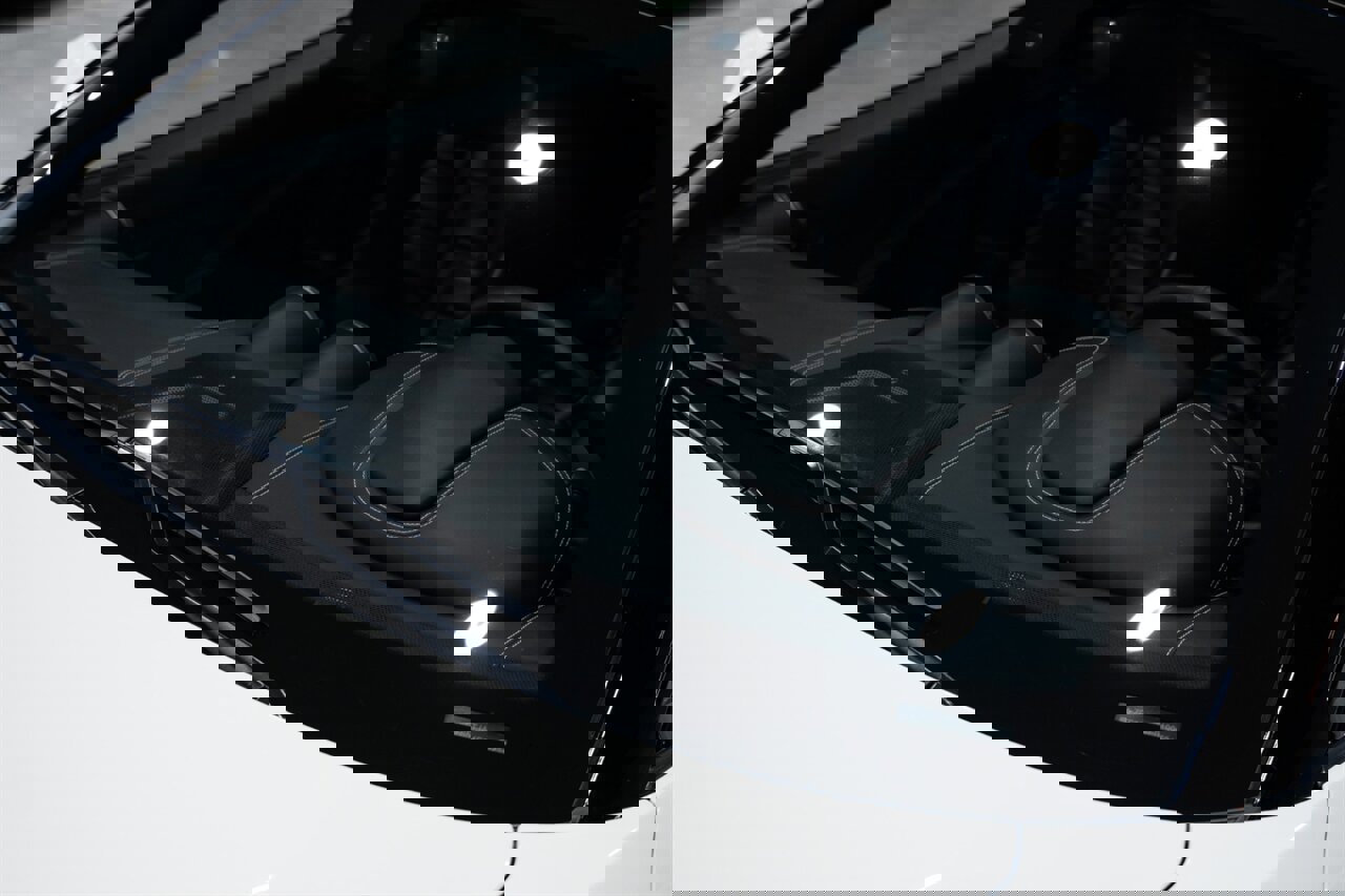 Used 2014 Ferrari California image 17