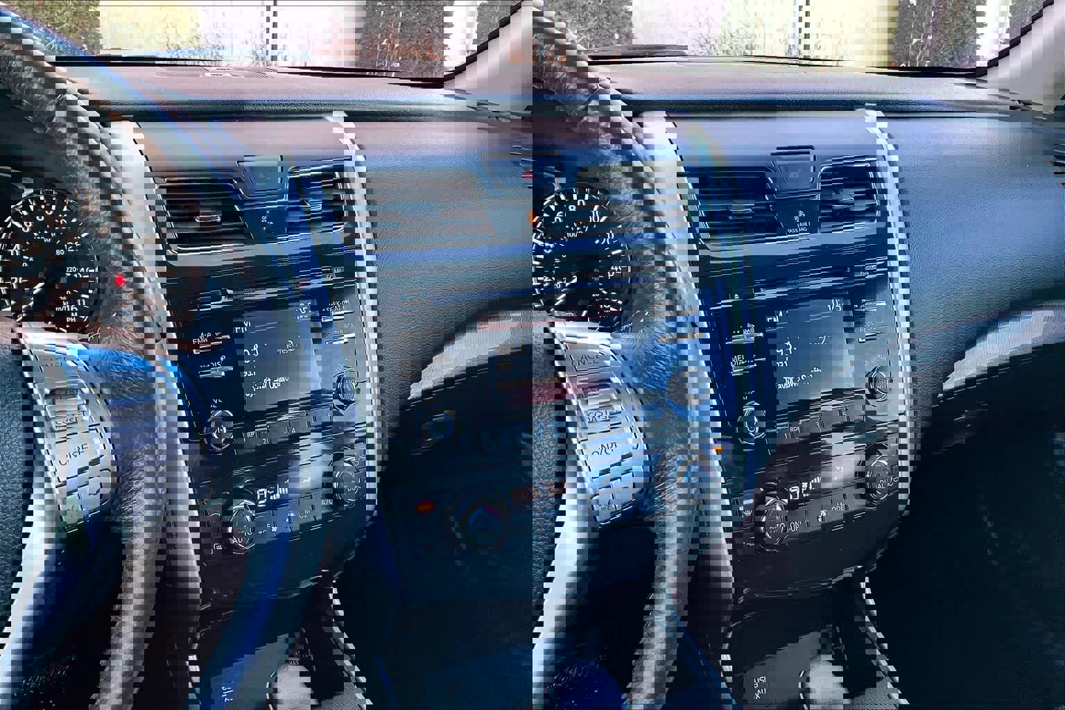 Used 2015 Nissan Altima 2.5 SL image 6