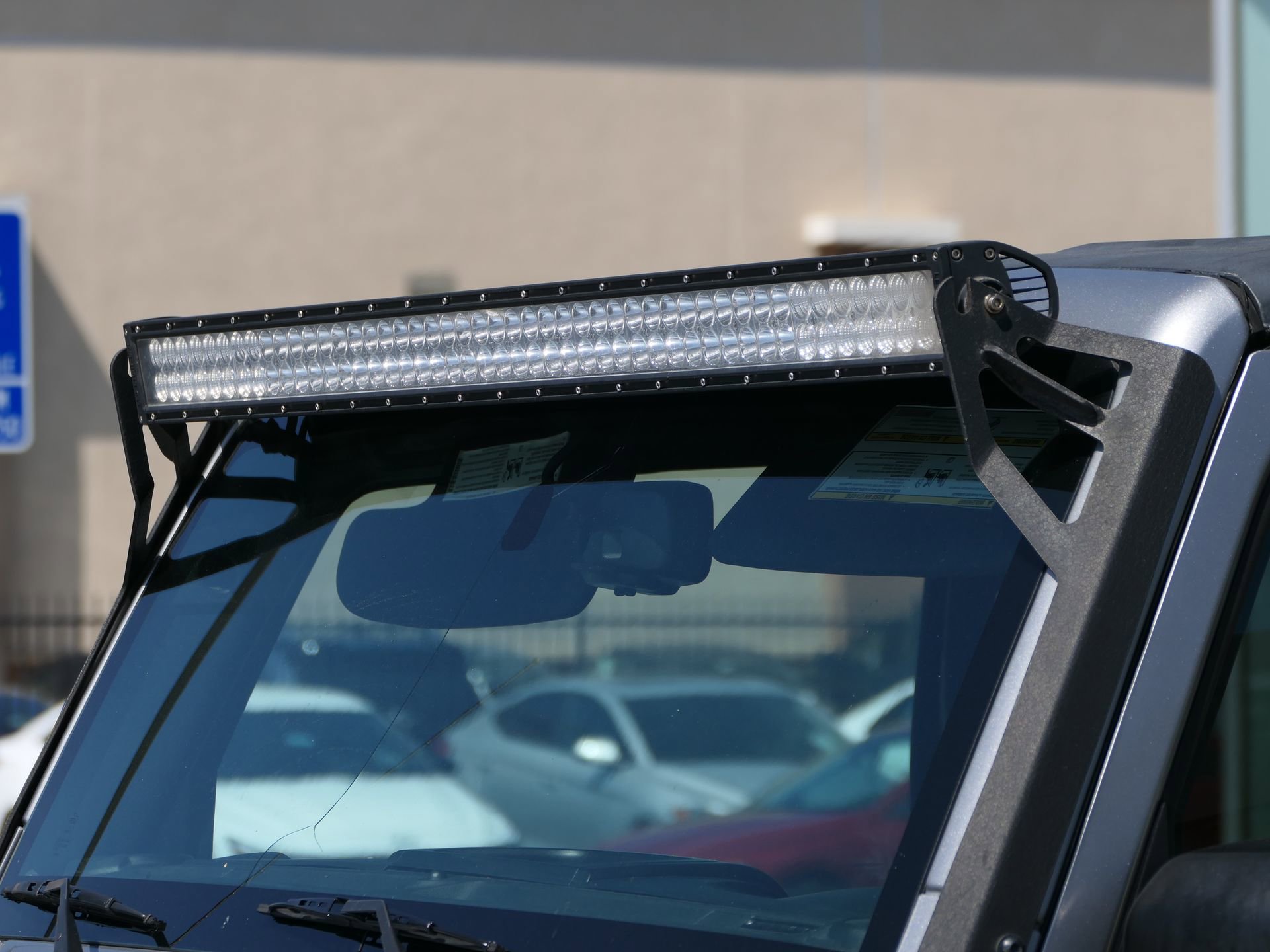 Used 2017 Jeep Wrangler Unlimited Sahara image 11