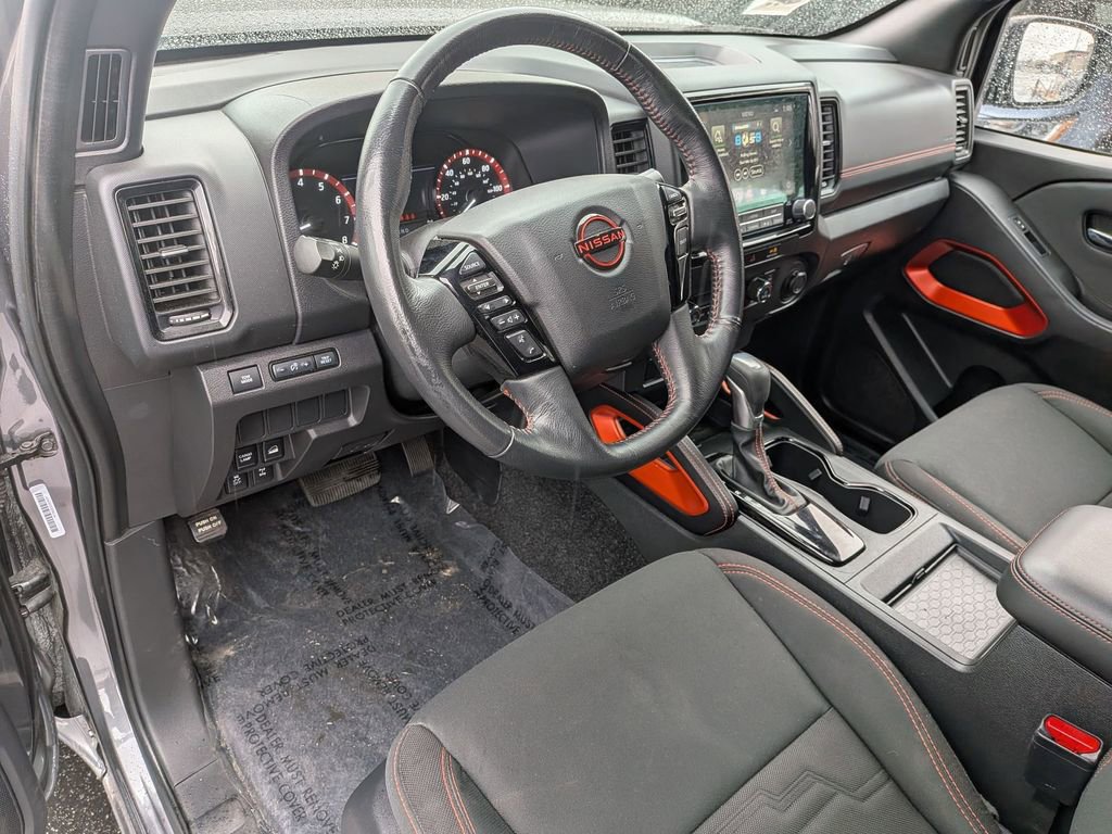 Used 2024 Nissan Frontier PRO-4X image 14