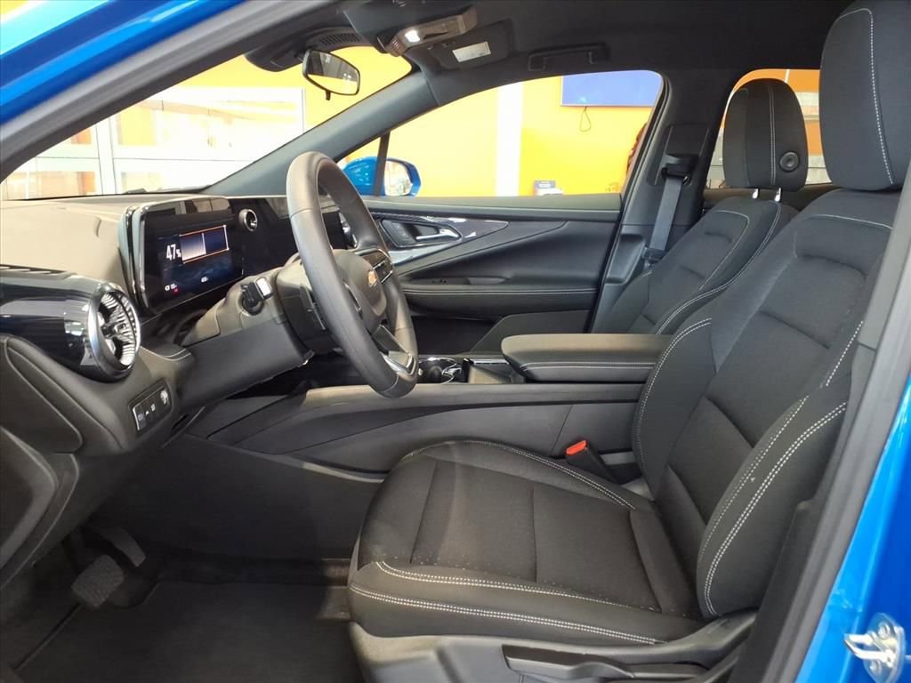 New 2025 Chevrolet Blazer EV LT image 11