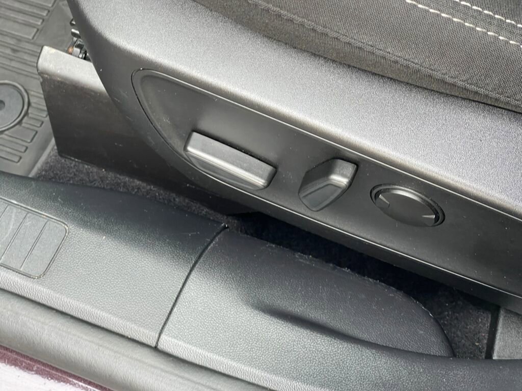 Used 2023 Ford Escape Active w/ Tech Pack #1 image 7