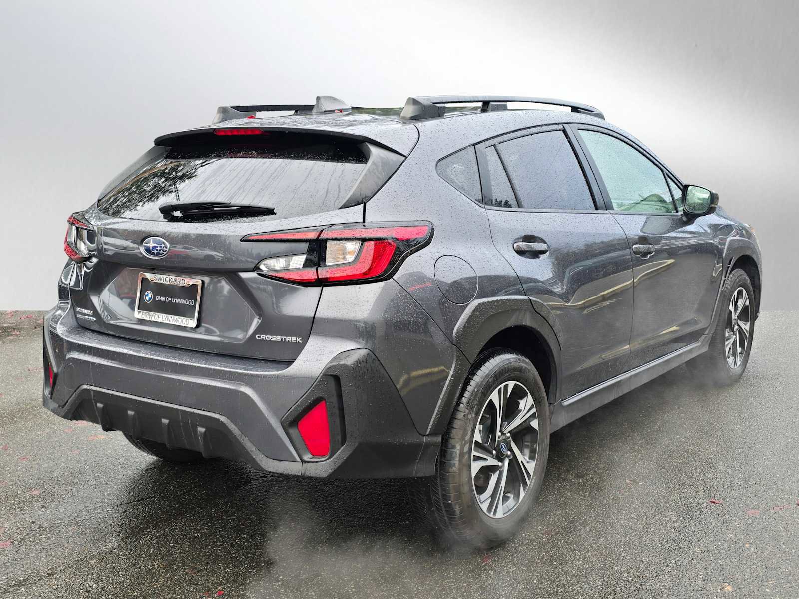 Used 2024 Subaru Crosstrek 2.0i Premium image 3