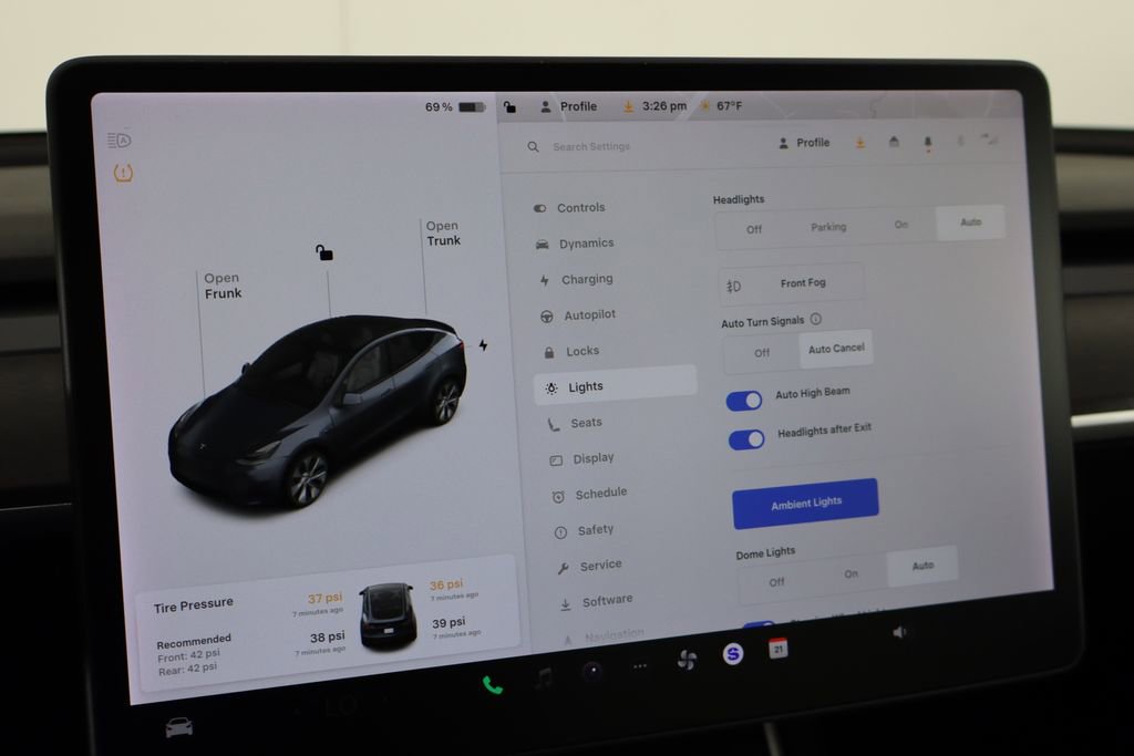 Used 2020 Tesla Model Y Performance image 32