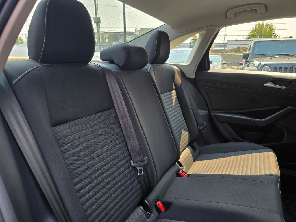 Used 2022 Volkswagen Jetta S FWD image 14