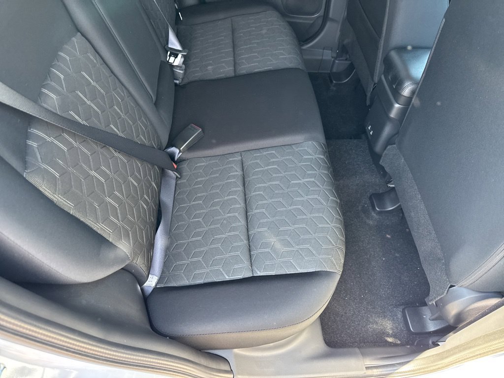 New 2027 Mitsubishi Outlander Sport LE FWD image 23