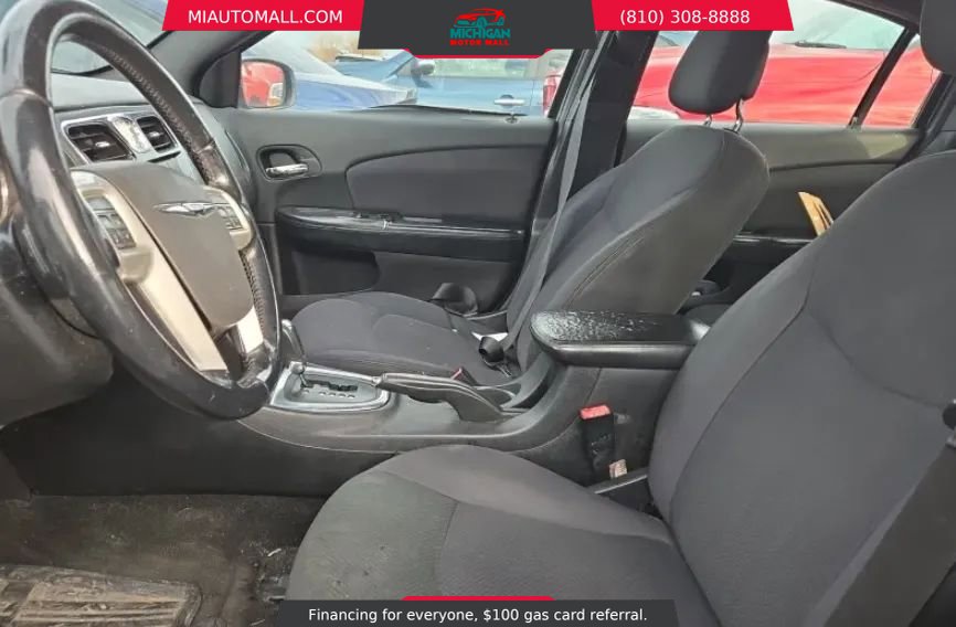 Used 2013 Chrysler 200 Touring image 10