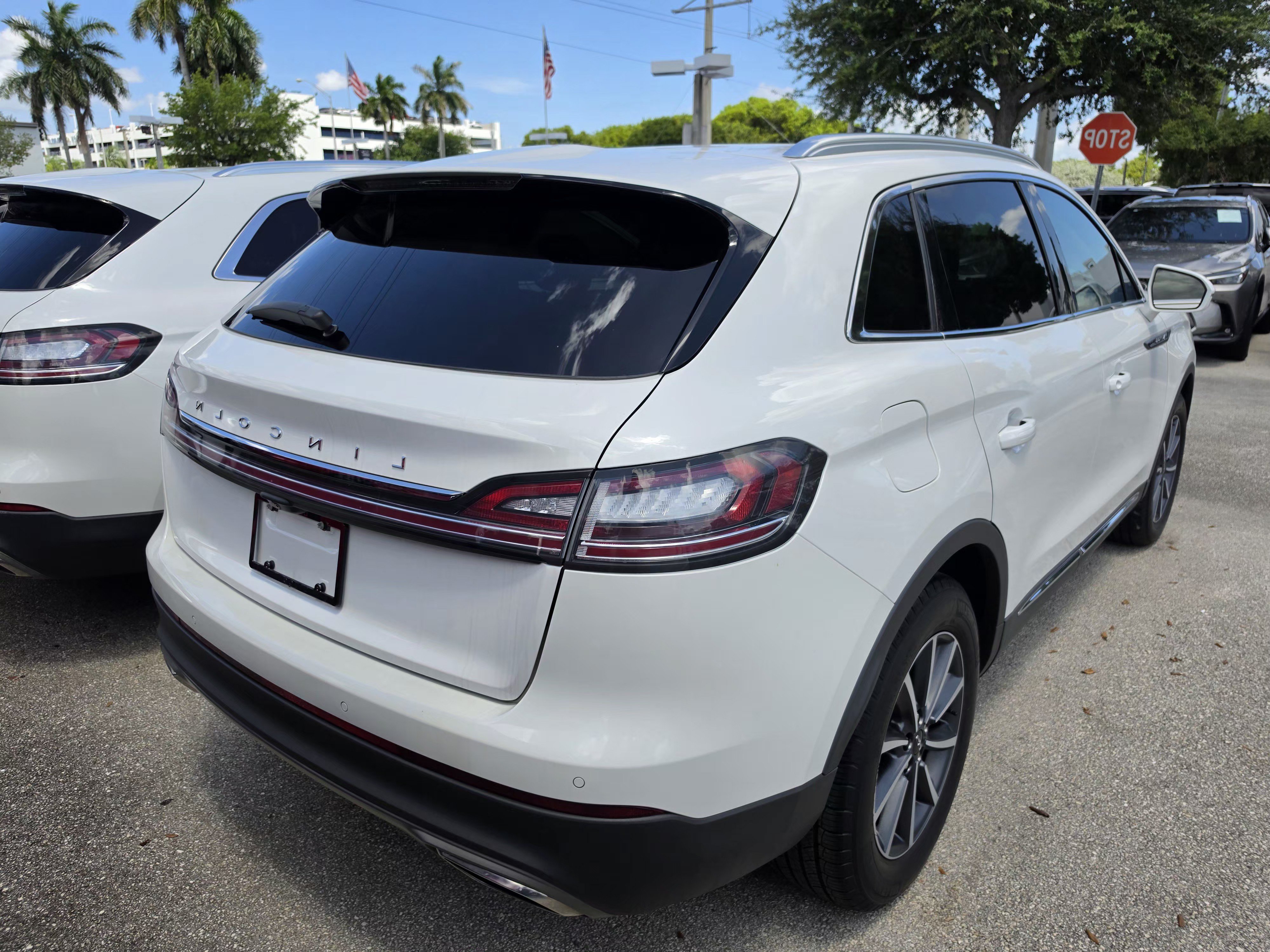 Used 2024 Lincoln Corsair FWD image 4