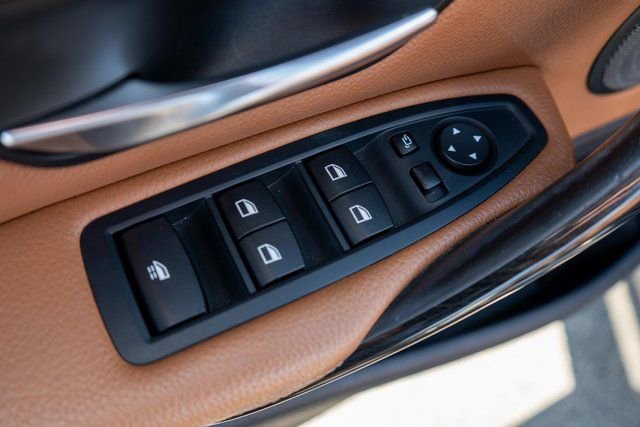 Used 2016 BMW 428i xDrive Convertible image 17