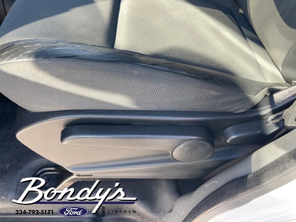 Used 2015 Nissan NV200 SV w/ Back Door Glass Package image 12