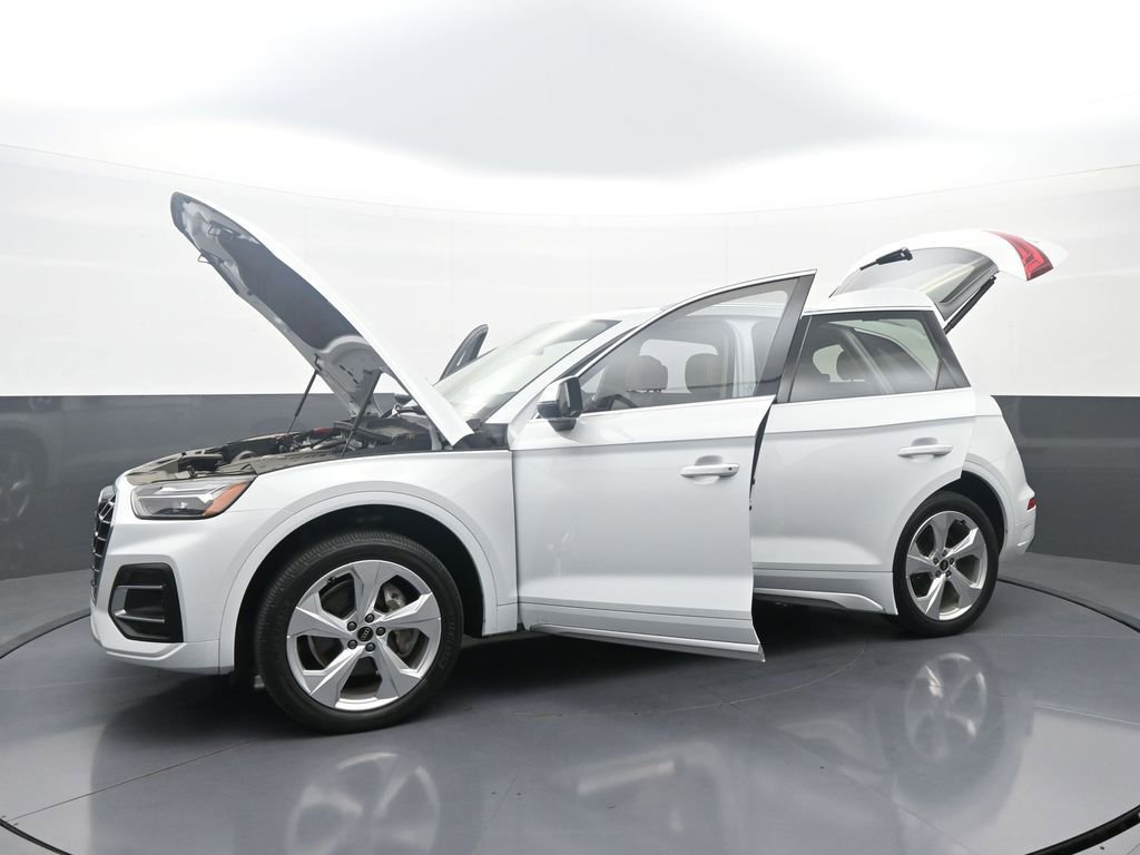Used 2021 Audi Q5 2.0T Premium Plus w/ Premium Plus Package AWD/4WD image 40