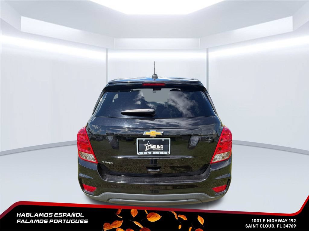 Used 2022 Chevrolet Trax LS w/ Tint and Cruise Package FWD image 4