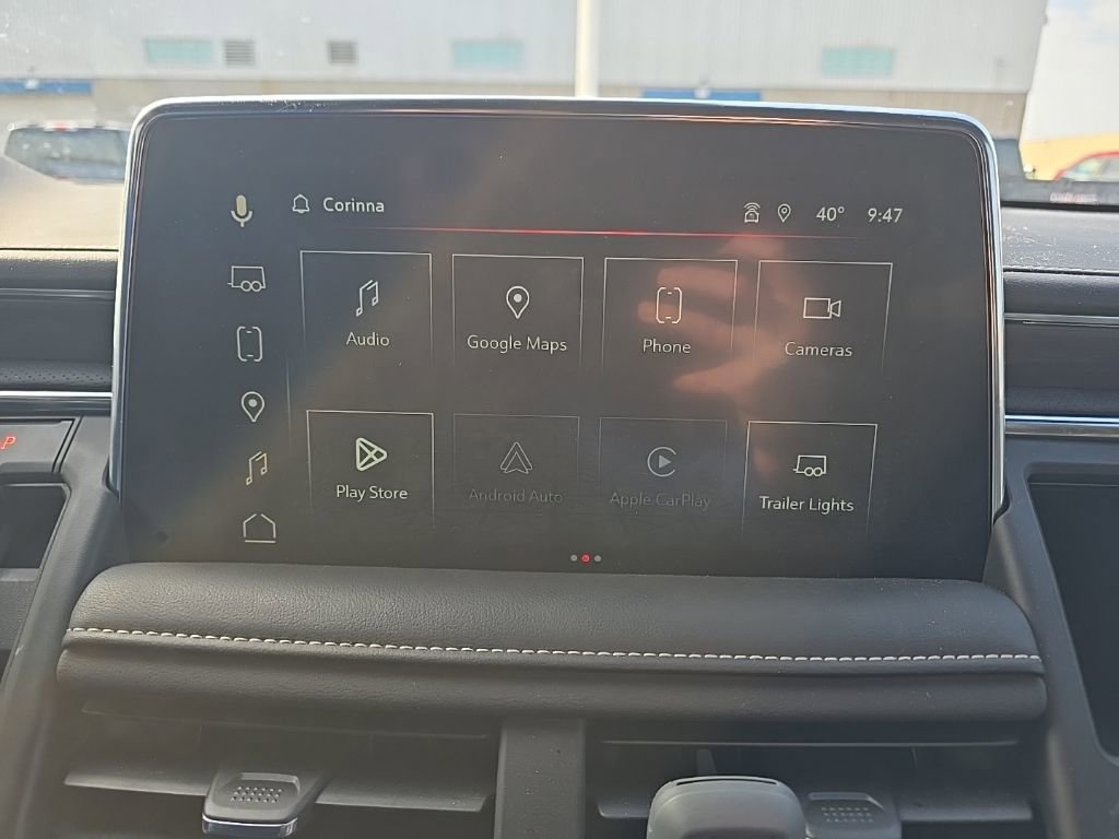 Used 2024 GMC Yukon SLT w/ SLT Luxury Package image 27