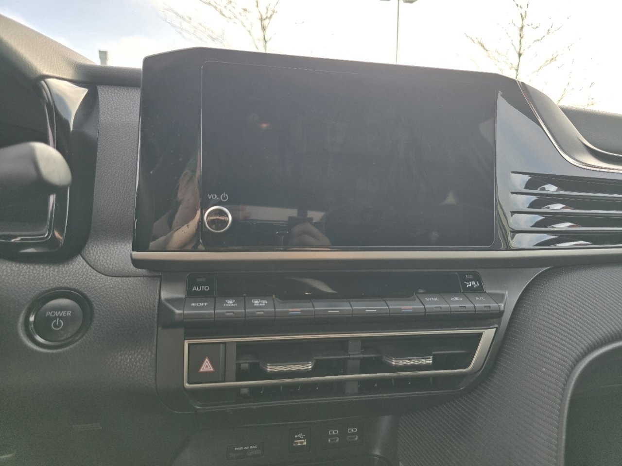 Certified 2025 Toyota Camry SE image 17