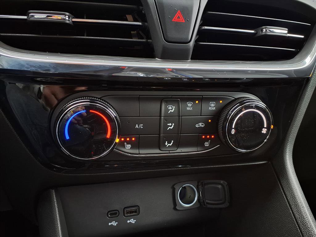 New 2026 Buick Encore GX Sport Touring image 17