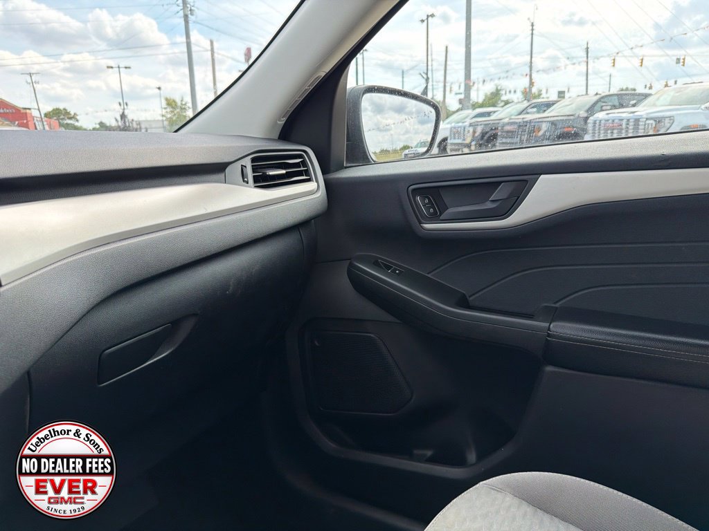 Used 2022 Ford Escape SE w/ SE Sport Appearance Package AWD/4WD image 31