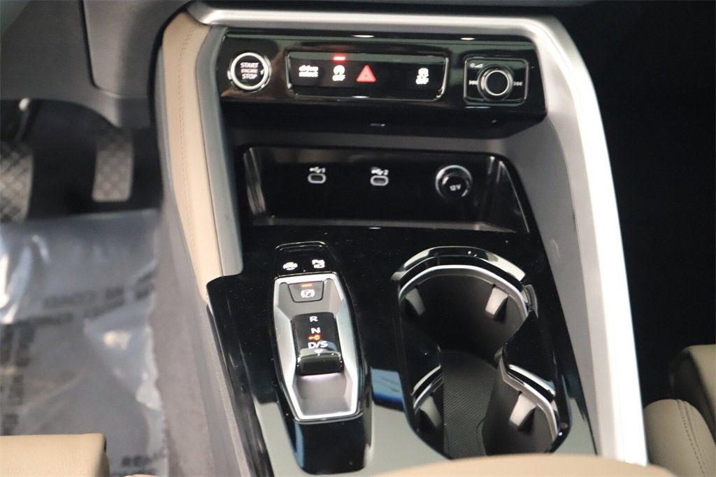 New 2025 Audi Q5 Prestige image 21